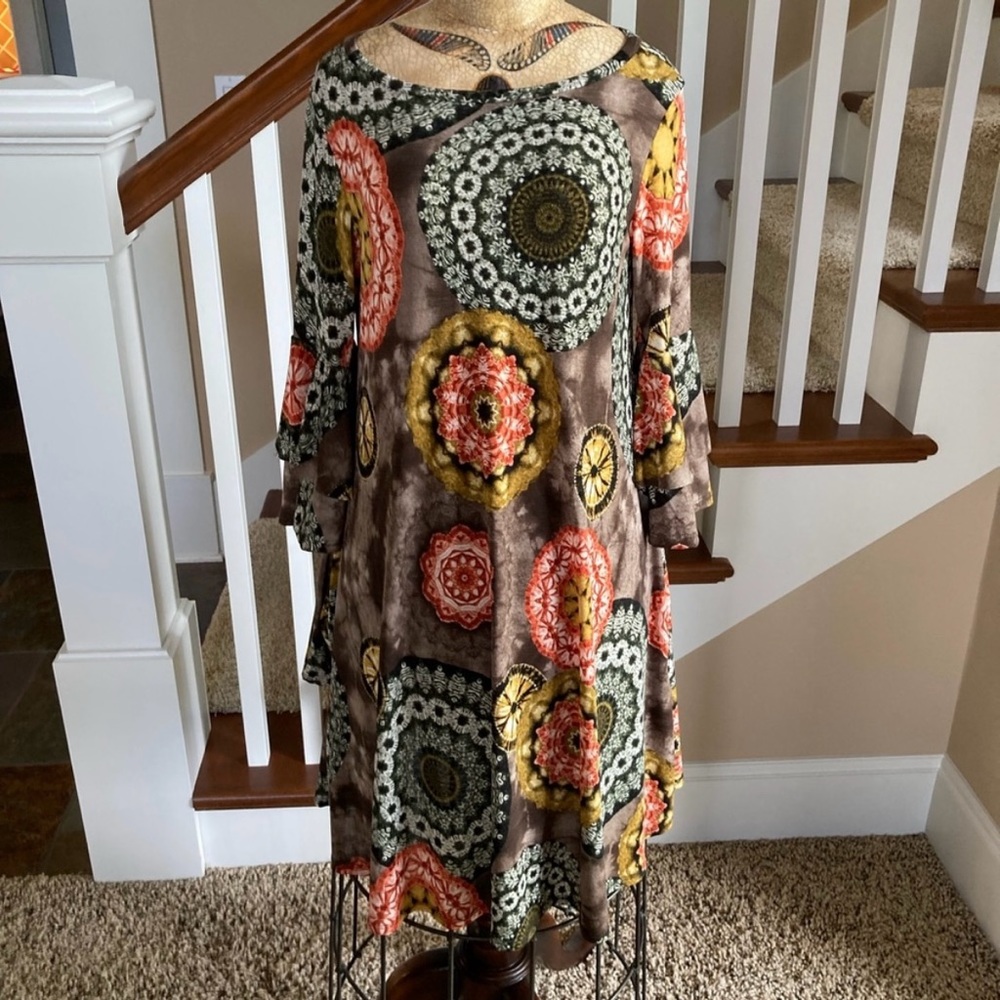 Yahada Abstract Design Tunic